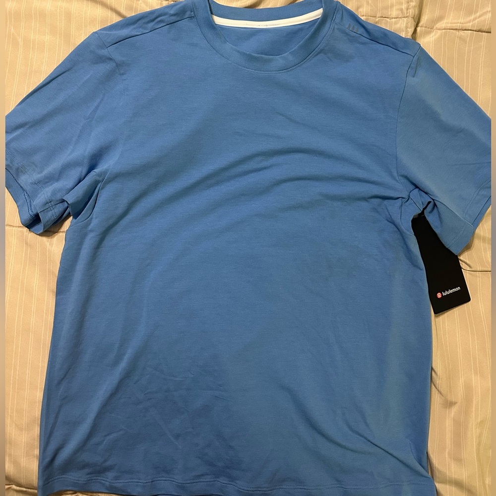 New Lululemon Zeroed In Short Sleeve Shirt